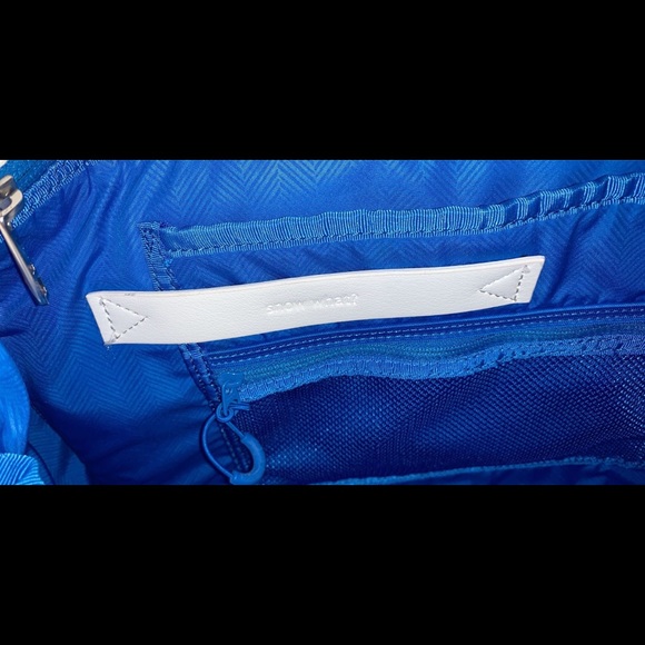 Lululemon athletica Gym/weekender bag - Picture 9 of 10